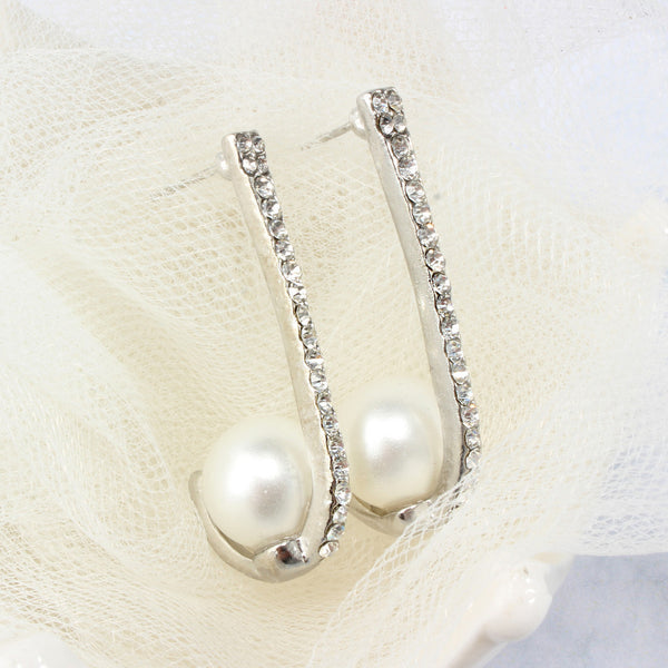 Elegant Pearl & Rhinestone Earrings