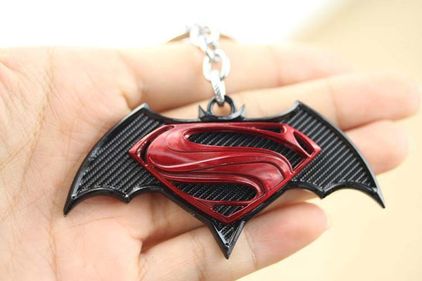 Superman vs batman key chain superhero