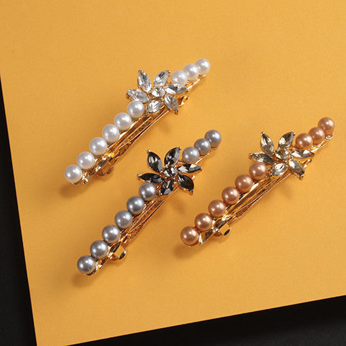 Pearl & Flower Barrette