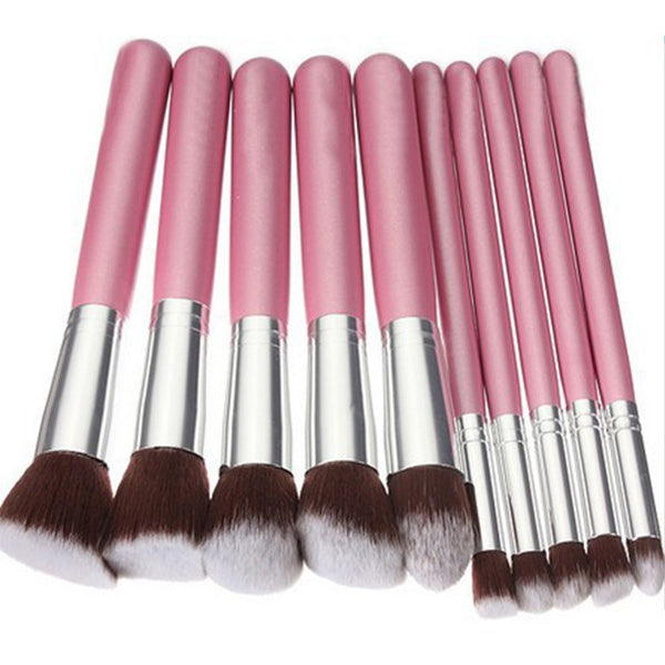 Makeup brushes