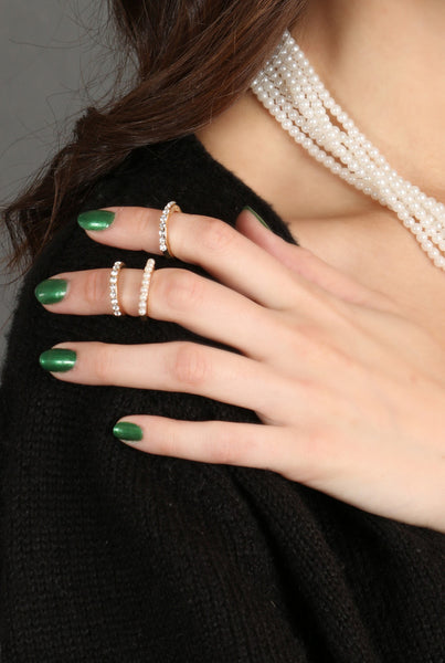 Pearl & Crystal Midi Ring Set (3 Piece)